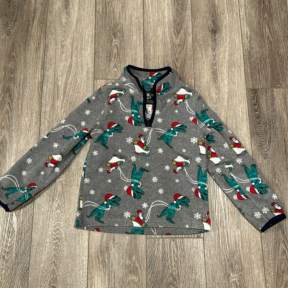 Boys fleece. Size 6. No visible stains or flaws.